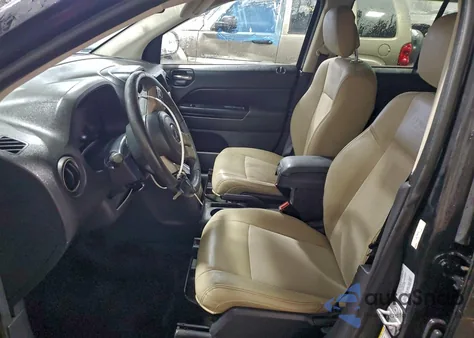 2016 Jeep Compass Sport z USA, uszkodzony, nr VIN 1C4NJDBB2GD731041